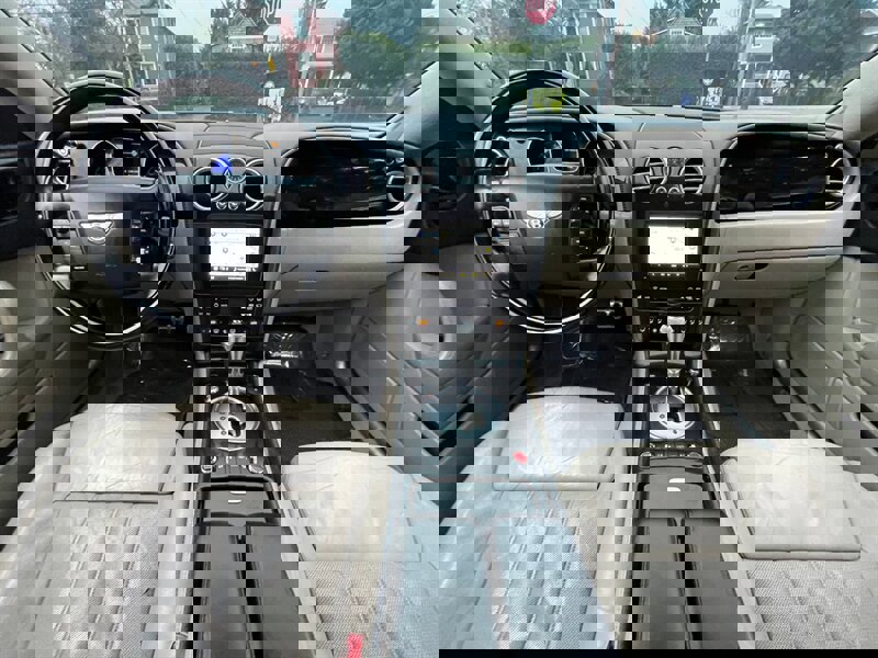 Used 2006 Bentley Flying Spur Flying Spur image 19