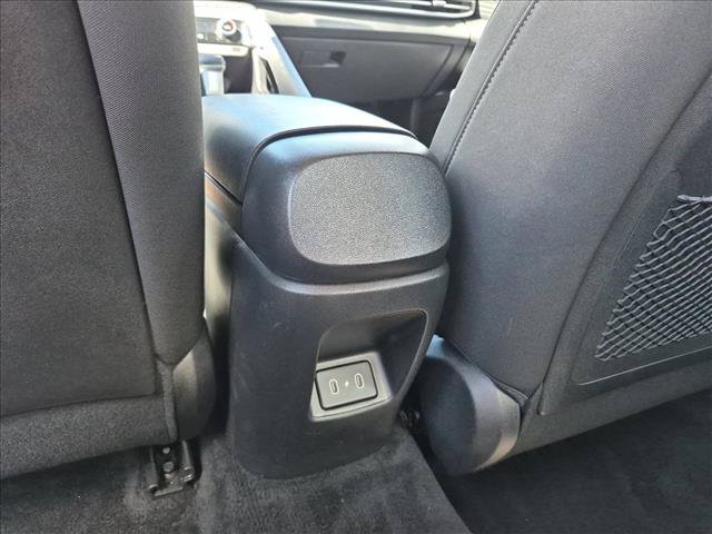 Used 2025 Hyundai Elantra SEL FWD image 18