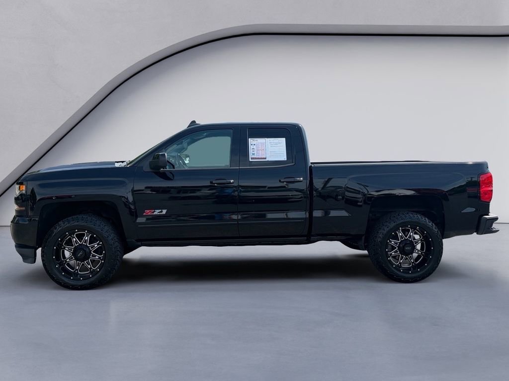 Used 2019 Chevrolet Silverado 1500 LT w/ All Star Edition AWD/4WD image 2