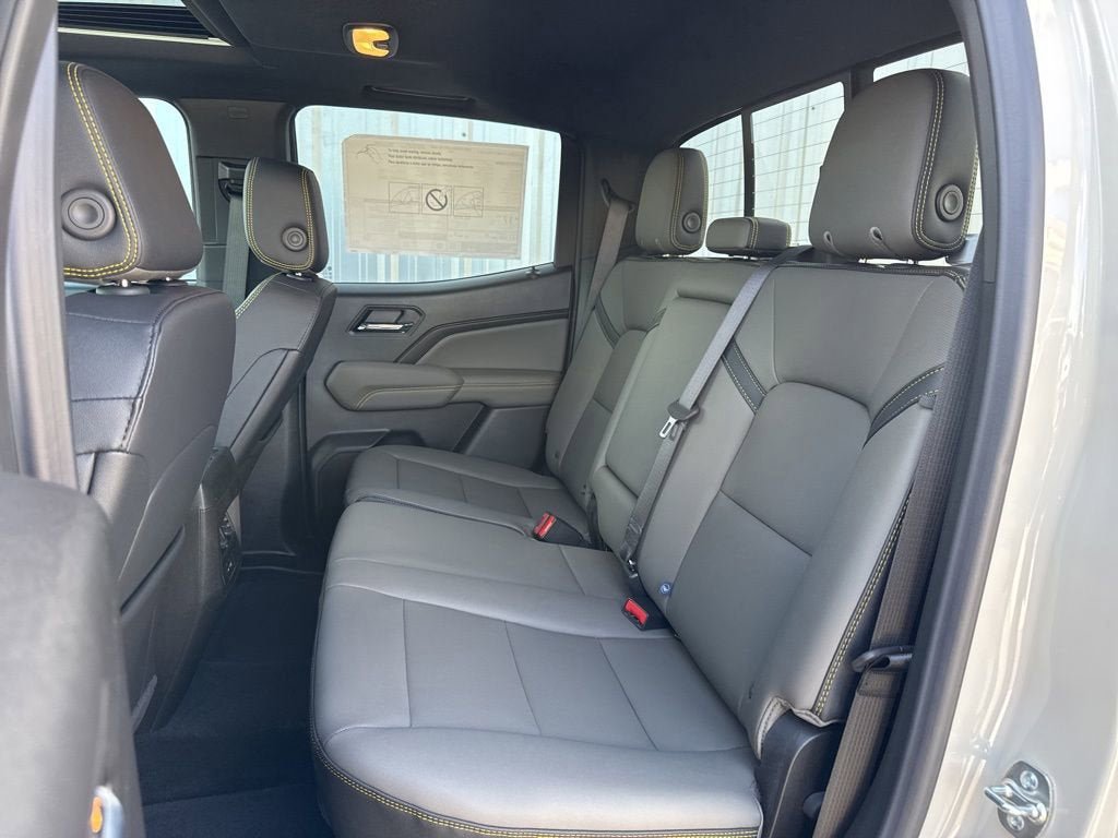 New 2026 Chevrolet Colorado ZR2 w/ Technology Package image 40