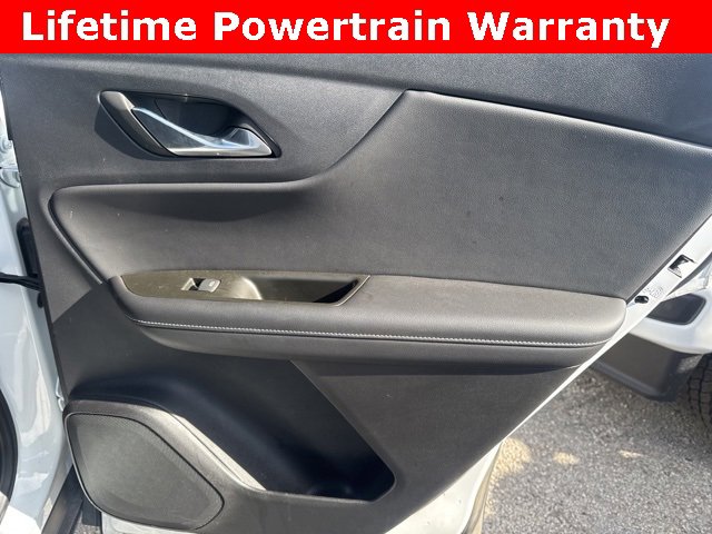 Used 2025 Chevrolet Blazer LT image 15