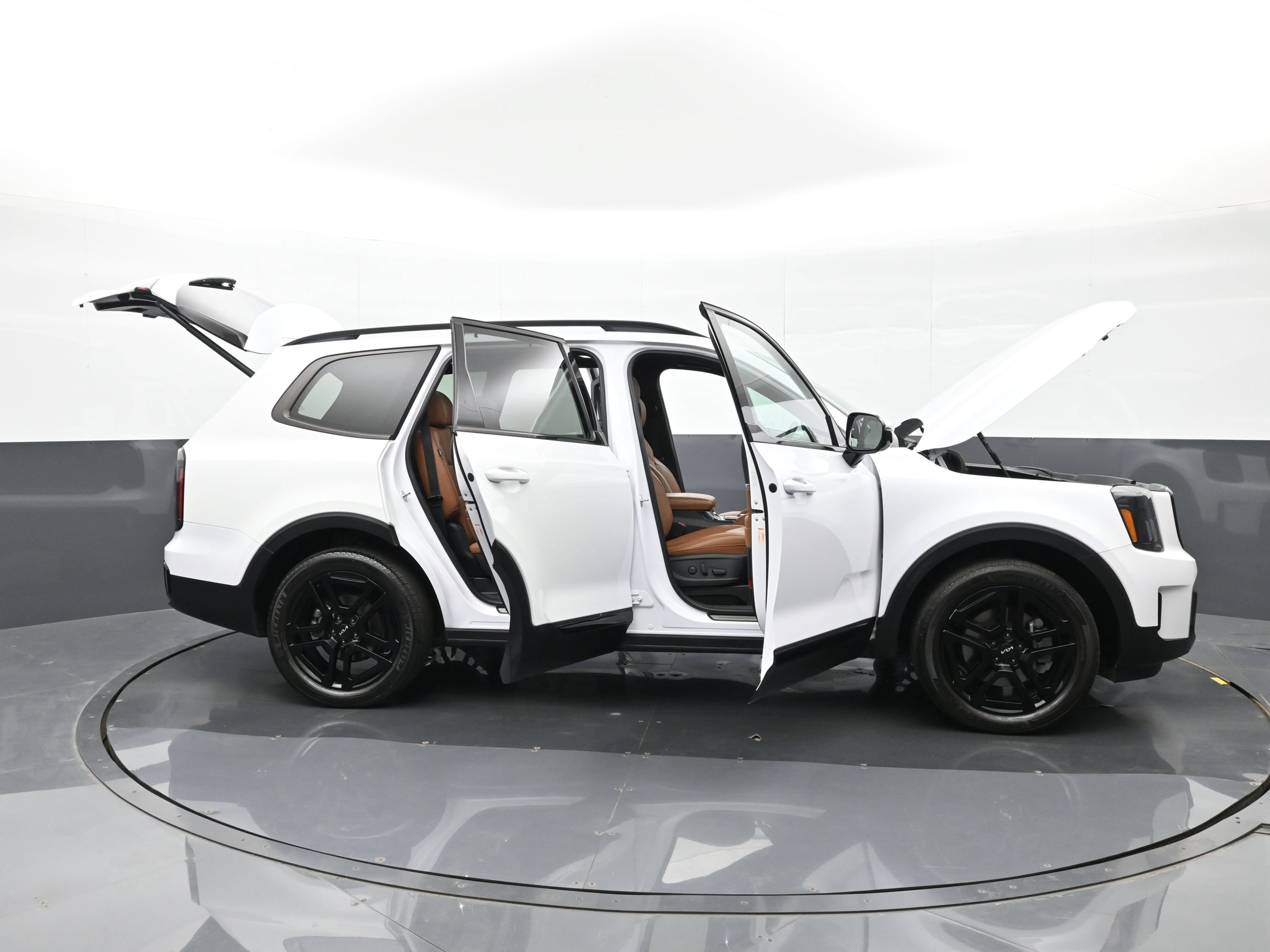 Used 2024 Kia Telluride SX X-Line AWD/4WD image 48