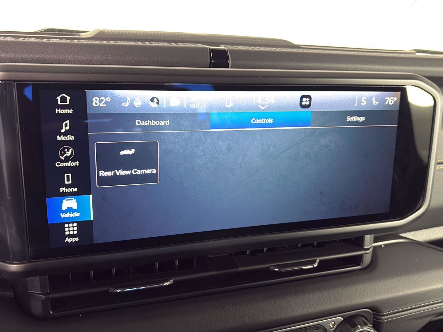 Used 2025 Jeep Gladiator Sport image 29