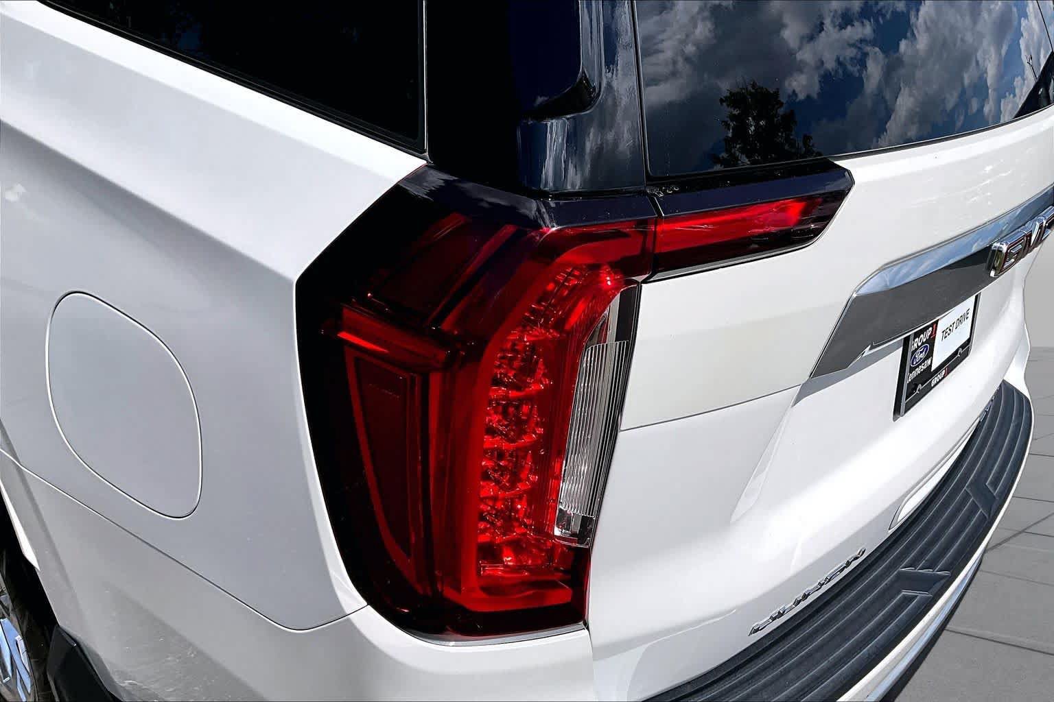 Used 2023 GMC Yukon Denali w/ Max Trailering Package AWD/4WD image 28