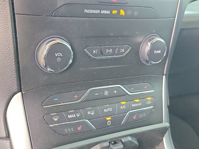 Used 2019 Ford Edge SEL w/ Equipment Group 201A FWD image 34
