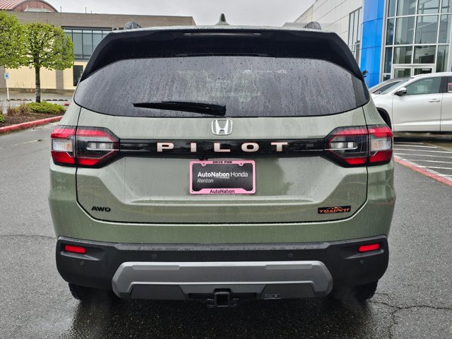 New 2026 Honda Pilot TrailSport image 4