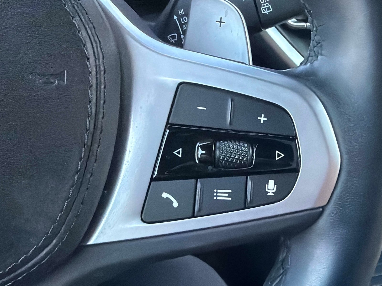 Used 2024 BMW X3 sDrive30i w/ M Sport Package RWD image 46