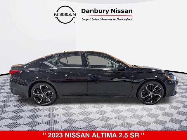Certified 2023 Nissan Altima 2.5 SR w/ SR Premium Package FWD image 2