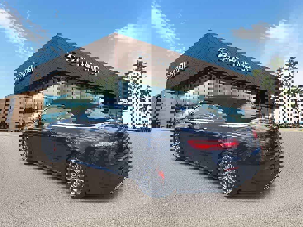 Used 2018 Mercedes-Benz E 400 E 400 image 2