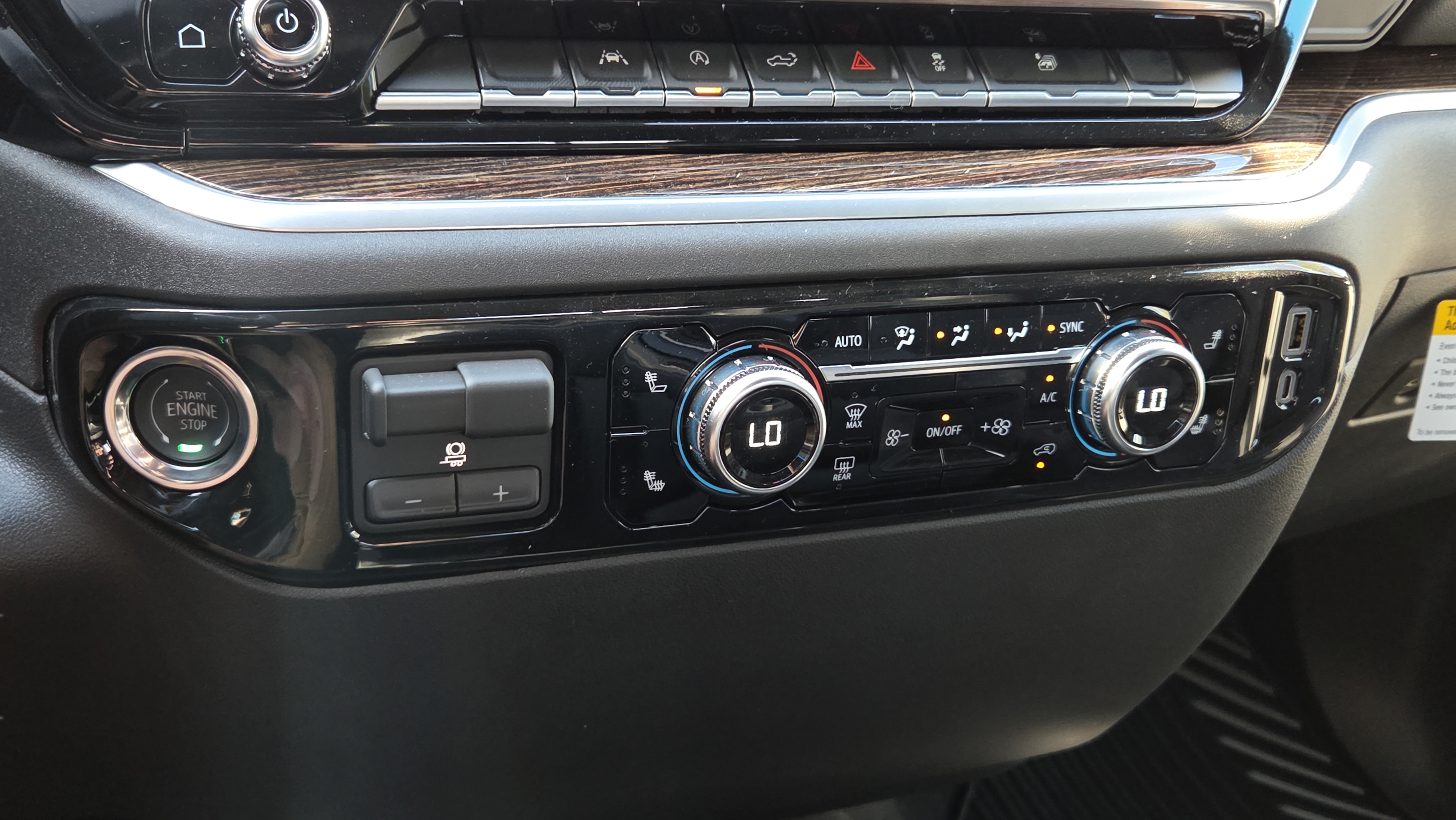 New 2026 GMC Sierra 1500 SLE w/ Preferred Package RWD image 22