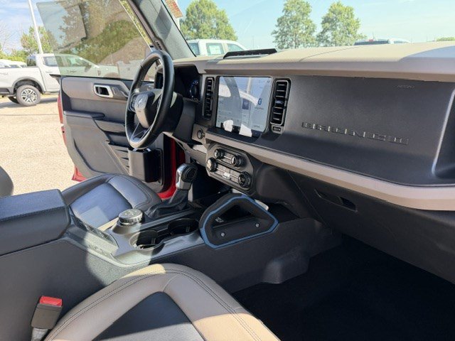 Used 2024 Ford Bronco Wildtrak AWD/4WD image 47