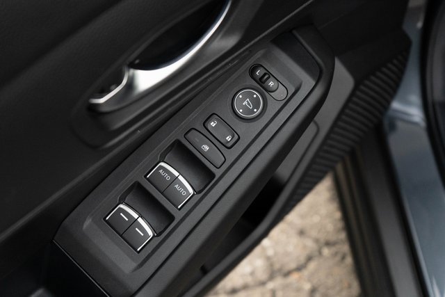 Used 2025 Honda Accord LX image 12