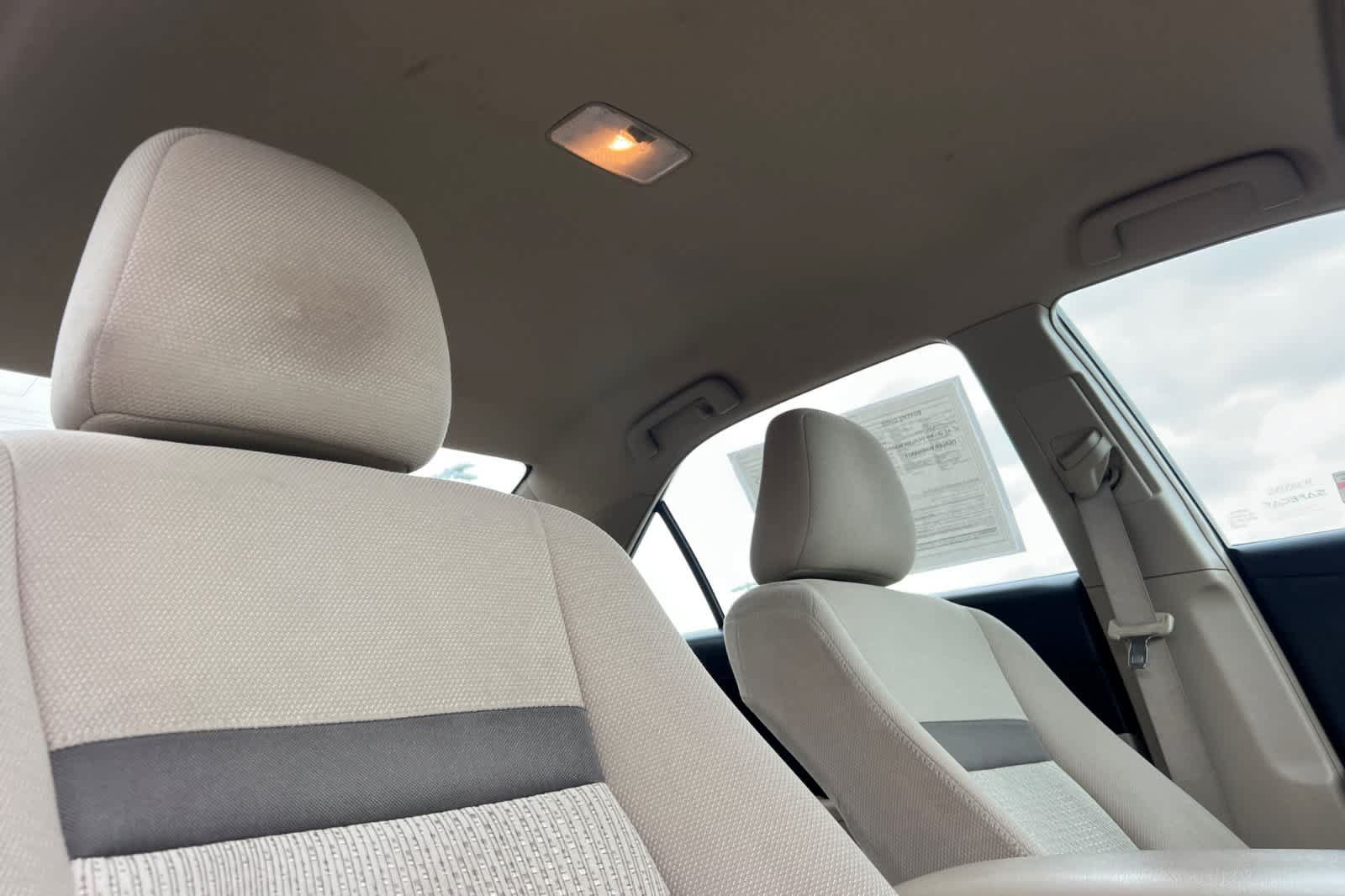 Used 2013 Toyota Camry LE FWD image 17