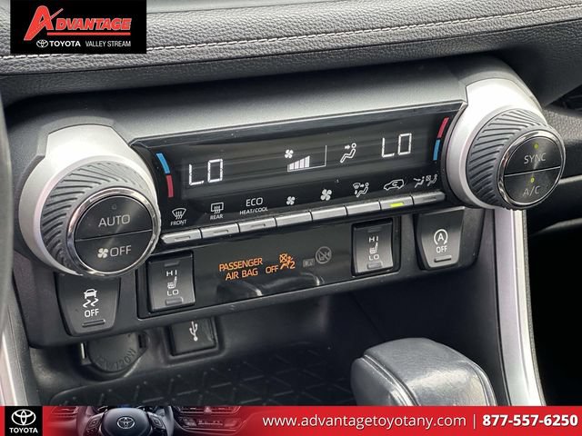 Certified 2020 Toyota RAV4 XLE Premium AWD/4WD image 34