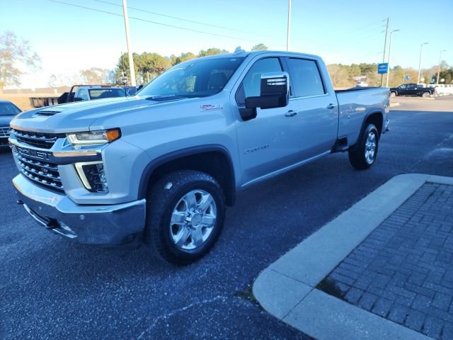 Used 2021 Chevrolet Silverado 2500 LTZ image 3