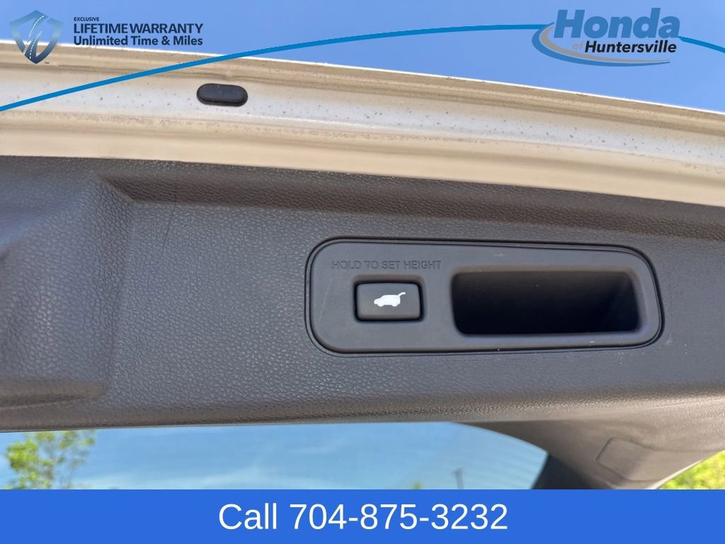 Used 2025 Honda Odyssey EX-L image 12