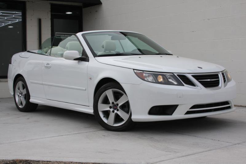 Used 2009 Saab 9-3 2.0T image 2