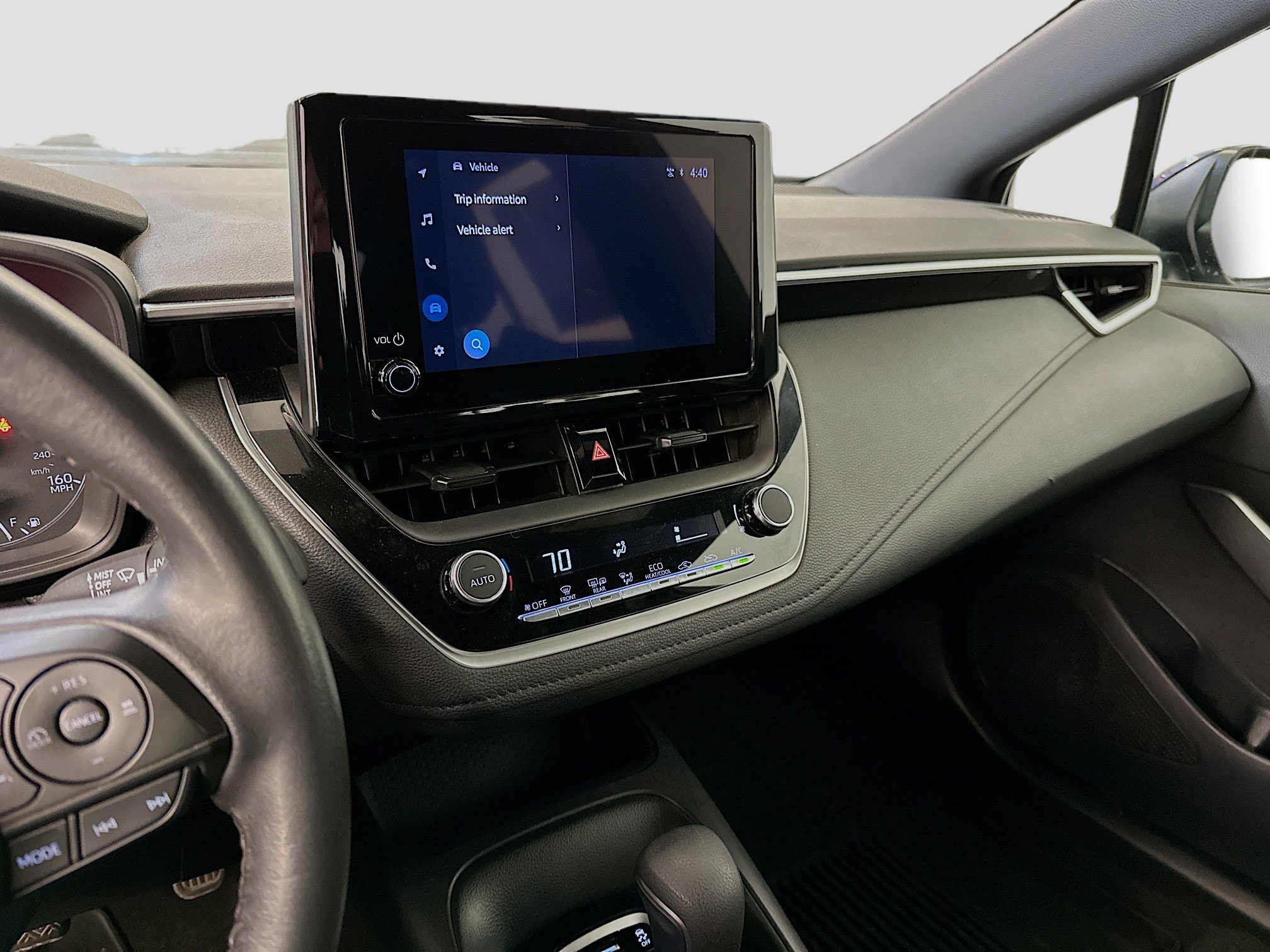 Used 2024 Toyota Corolla SE image 26