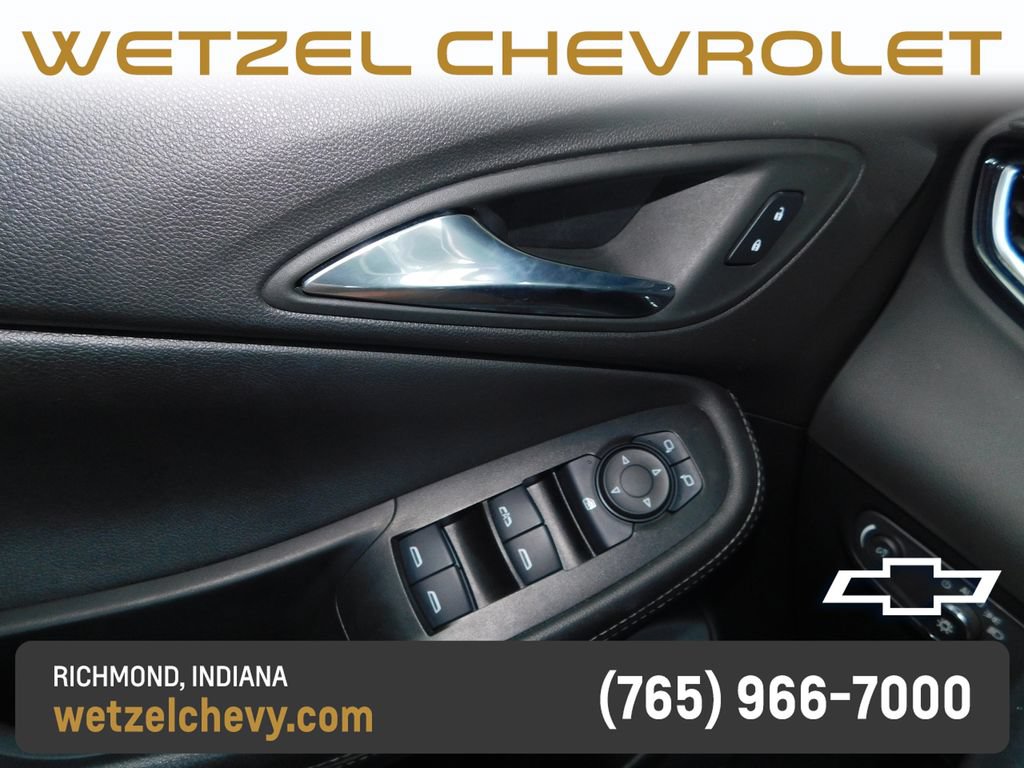 Used 2023 Buick Encore GX Select FWD image 26