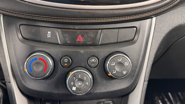 Used 2017 Chevrolet Trax LS AWD/4WD image 26