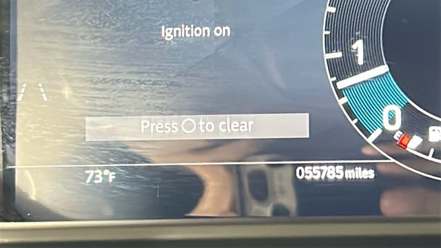 Used 2024 Land Rover Discovery S AWD/4WD image 18