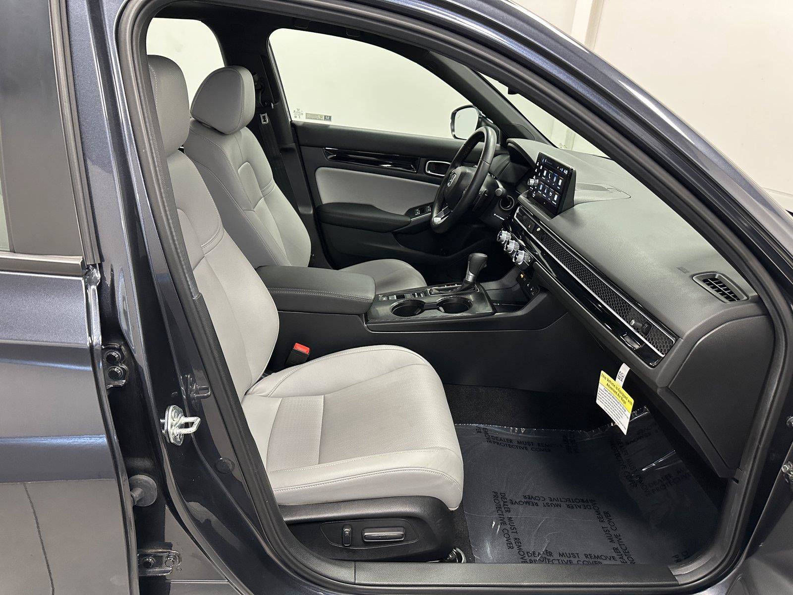 Used 2025 Honda Civic FWD Hybrid Sedan image 39