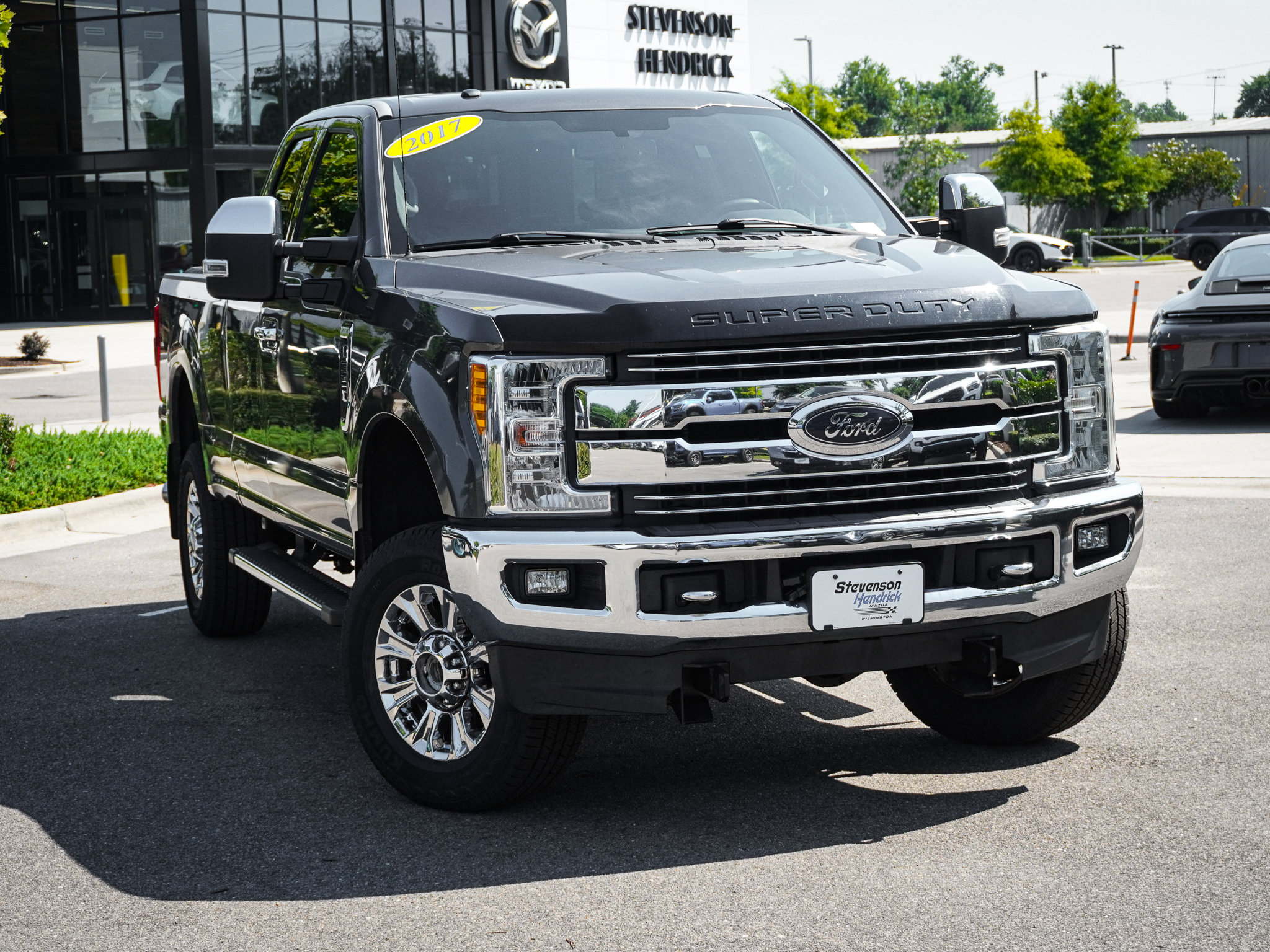 Used 2017 Ford F350 Lariat AWD/4WD image 2