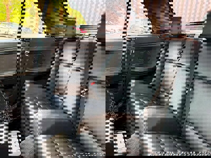 Used 1999 BMW 323i Convertible image 25