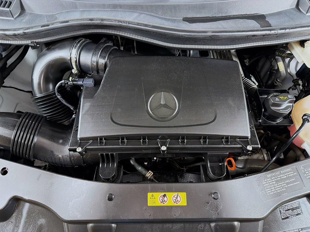 Used 2022 Mercedes-Benz Metris image 12