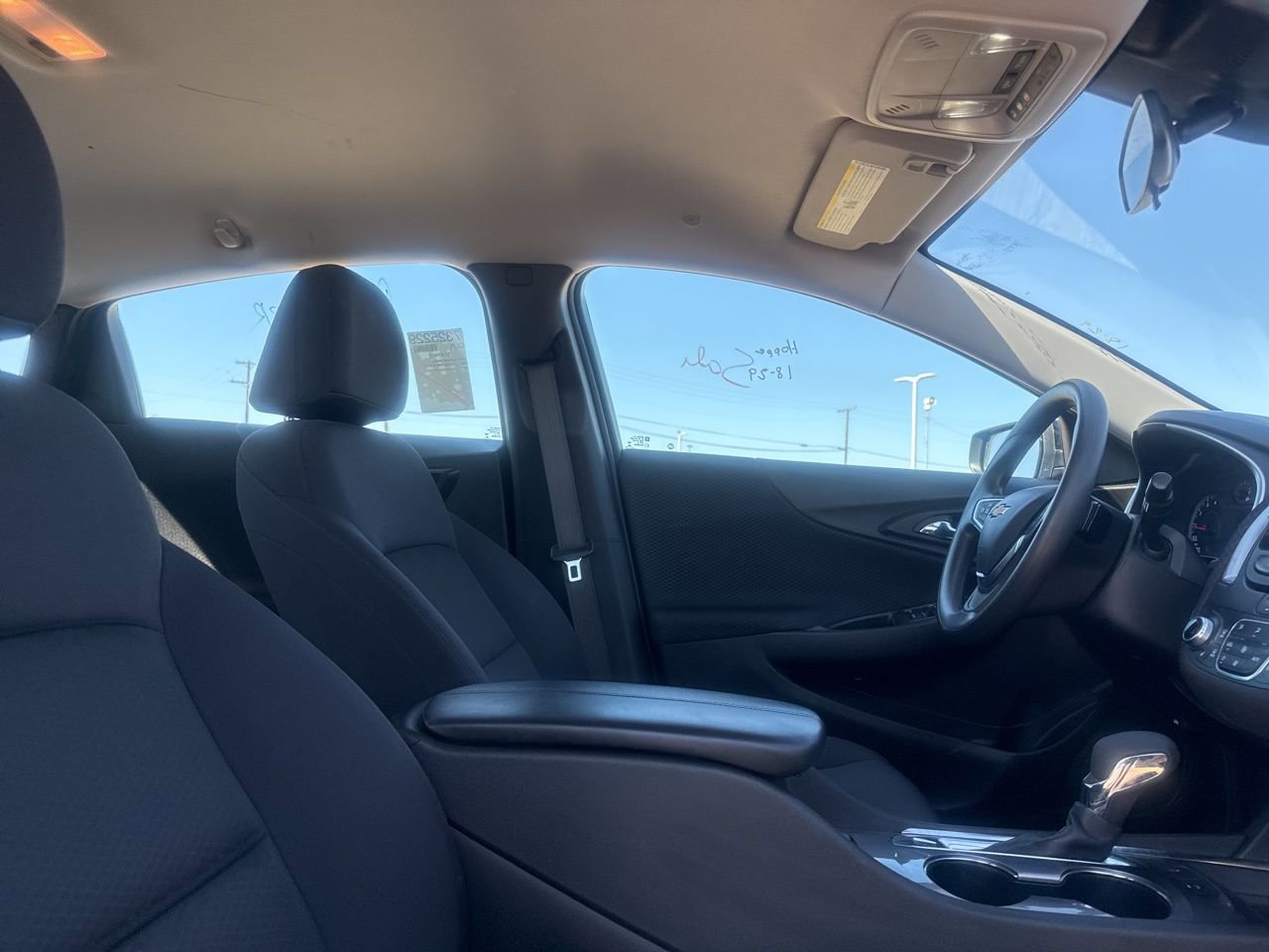 Used 2025 Chevrolet Malibu LT image 28