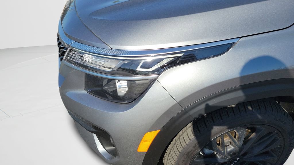 Used 2023 Kia Seltos Nightfall Edition image 9