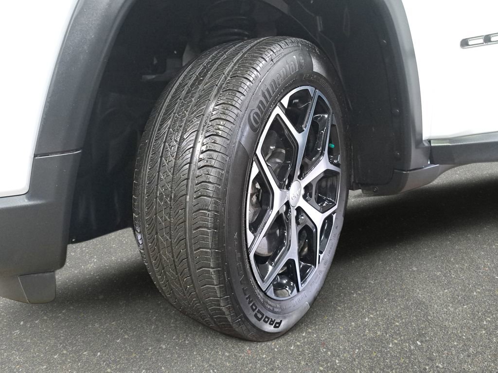 Certified 2024 Jeep Compass Limited AWD/4WD image 31