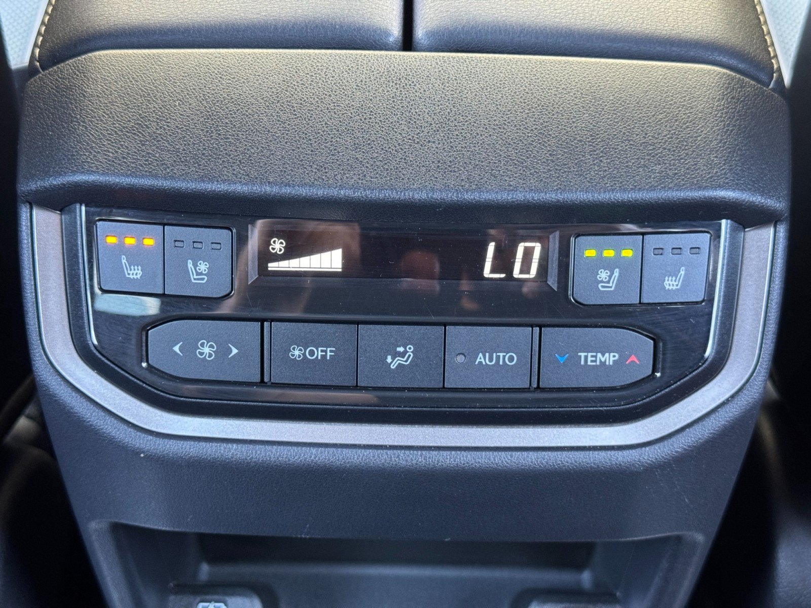 Used 2025 Lexus TX 350 AWD w/ Technology Package image 37