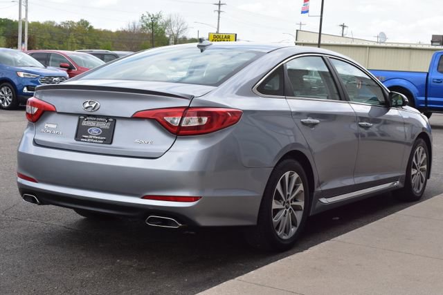 Used 2017 Hyundai Sonata Sport w/ Value Edition Package 02 FWD image 9