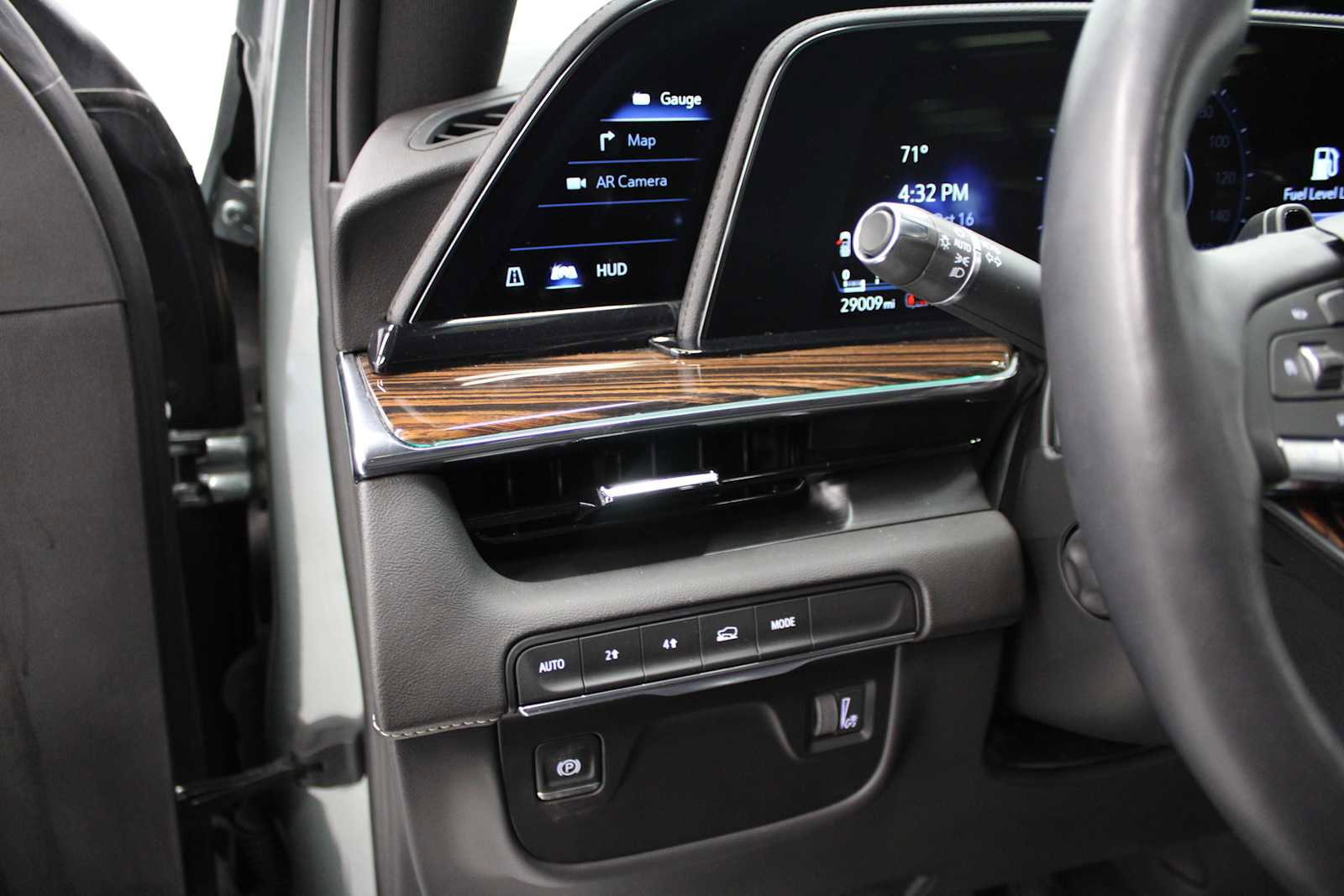 Certified 2024 Cadillac Escalade ESV Premium Luxury w/ LPO, Floor Liner Package image 23