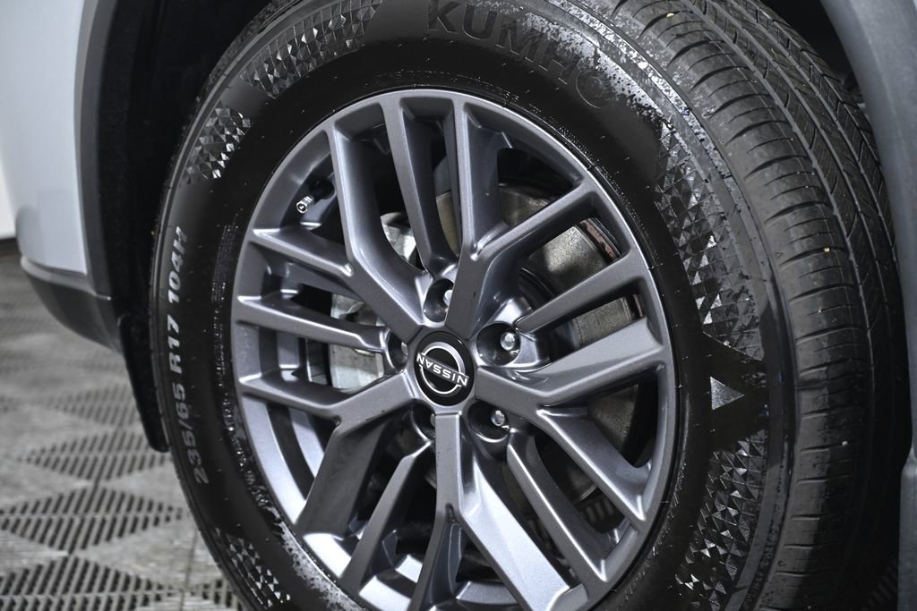 Certified 2024 Nissan Rogue S image 31