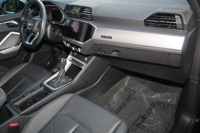Used 2022 Audi Q3 2.0T Premium image 27