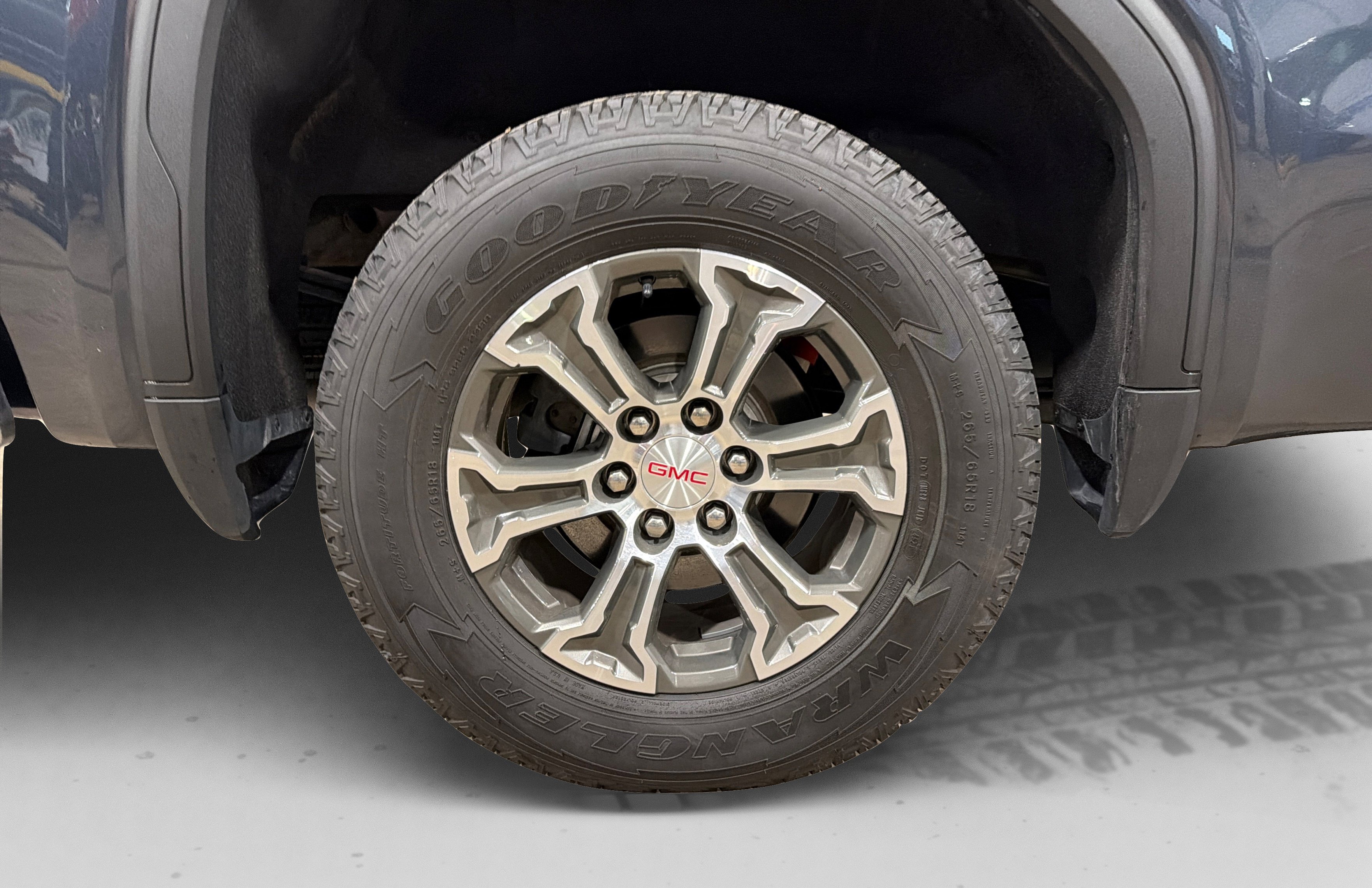 Used 2022 GMC Sierra 1500 SLE w/ X31 Off-Road Package AWD/4WD image 51