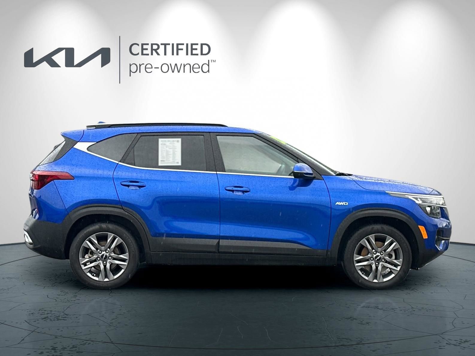 Certified 2022 Kia Seltos S image 3