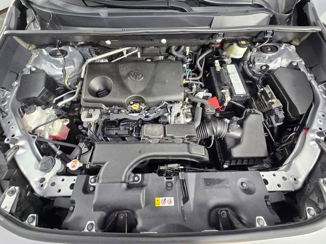 Used 2020 Toyota RAV4 Limited image 13