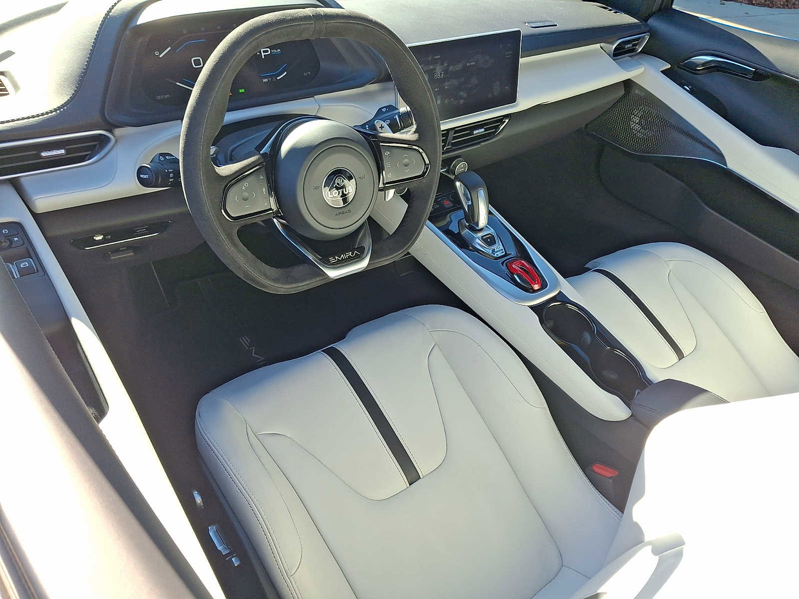 Used 2024 Lotus Emira First Edition image 10