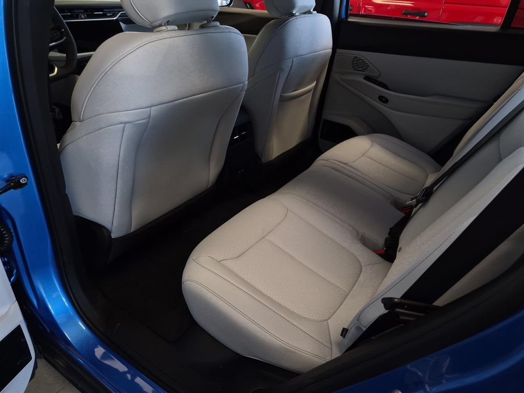 New 2026 Jeep Cherokee Limited AWD/4WD image 15