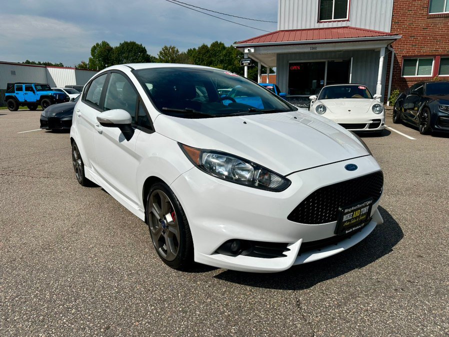 Used 2014 Ford Fiesta ST FWD image 3