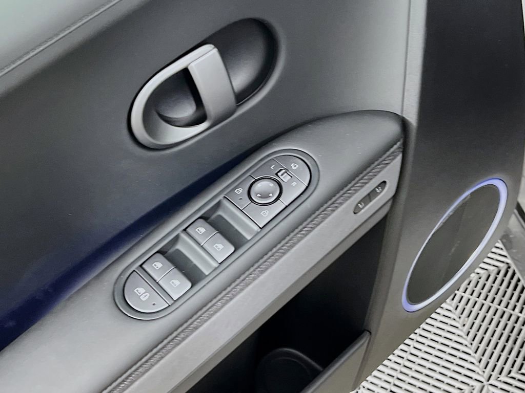 New 2026 Hyundai Ioniq 5 Limited image 16