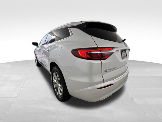 Used 2021 Buick Enclave Avenir w/ Avenir Technology Package AWD/4WD image 6
