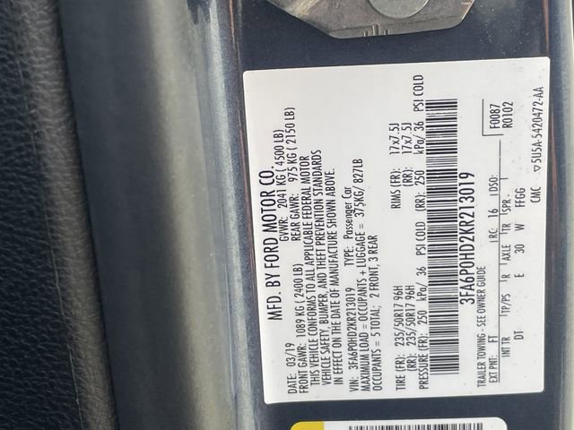 Used 2019 Ford Fusion SE image 32