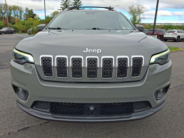 Used 2021 Jeep Cherokee Latitude Lux AWD/4WD image 2