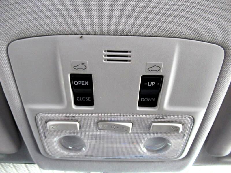 Used 2013 Toyota RAV4 XLE image 20
