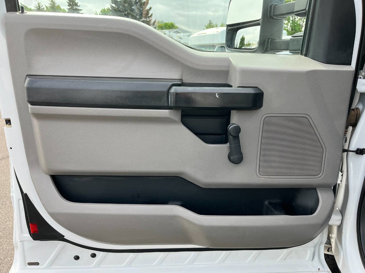 Used 2017 Ford F350 XL w/ XL Value Package AWD/4WD image 9