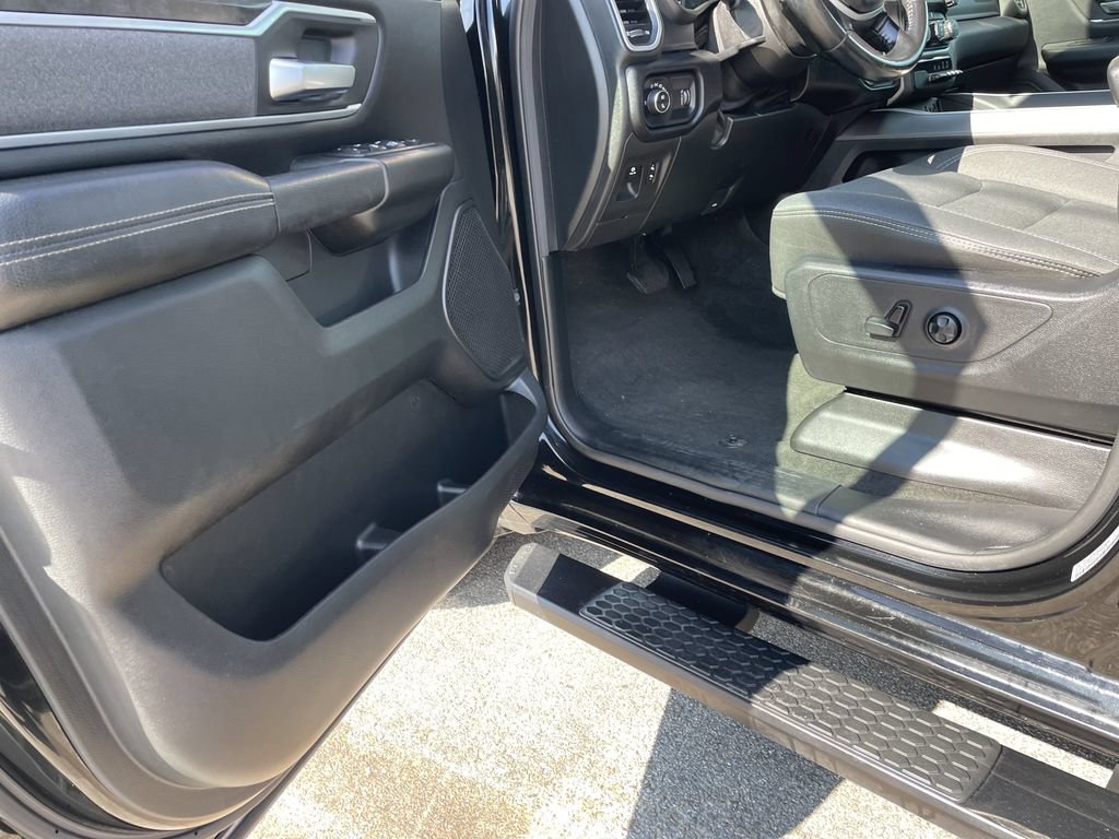 Used 2021 RAM 1500 Big Horn AWD/4WD image 14